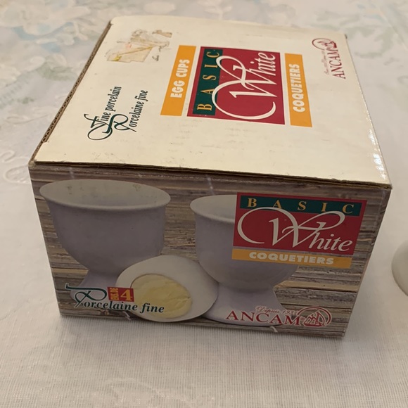 Fine Porcelaine Egg Cups - Picture 5 of 9